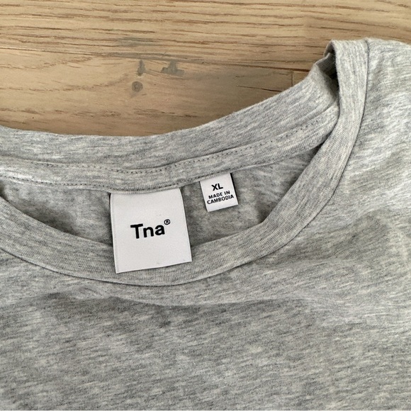 Aritzia tna chill ortiz cropped heather Chrome xl - Picture 3 of 5